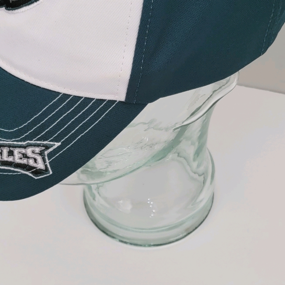 Free with $15+ or purchase separately. Eagles adjustable Cap Team Apparel - Picture 9 of 9